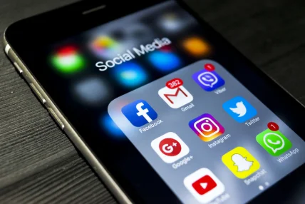 SOCIAL MEDIA & WEBCONTENT